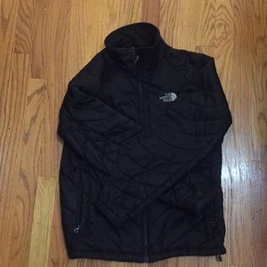 Black NorthFace fall/winter jacket